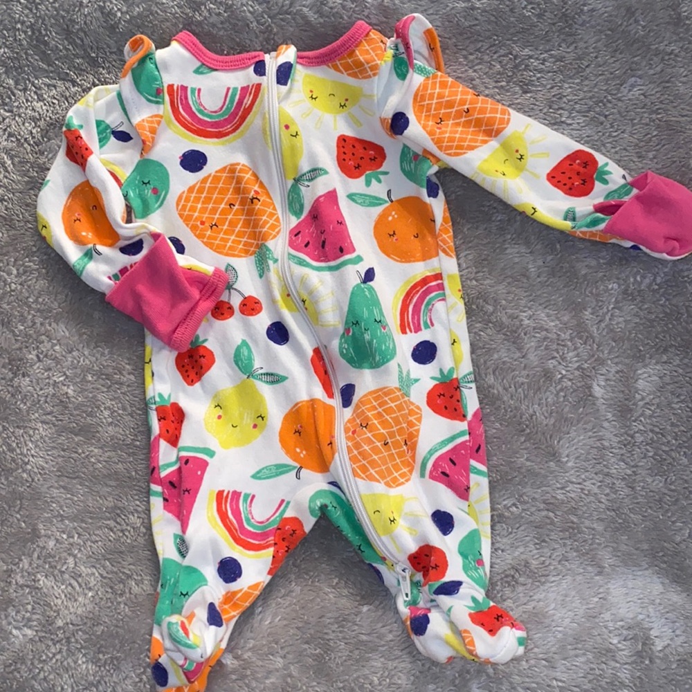 Fruit sleeper